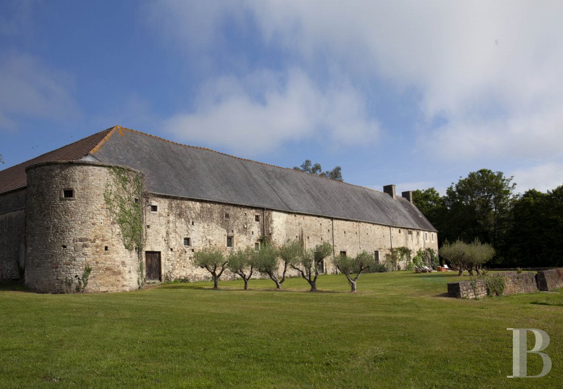Dans le Cotentin, au sud de Valognes, un château traversé par les siècles - photo  n°3